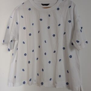 White Short Sleeve Tee with Blue Floral Dot Print